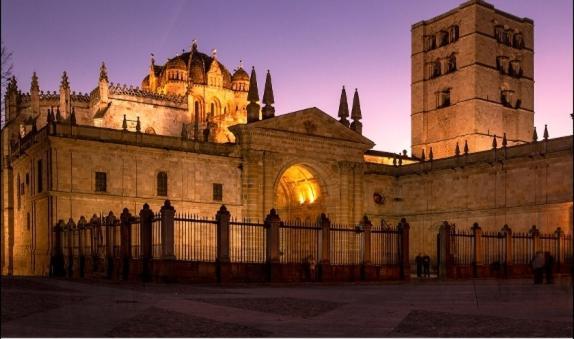La Perla Del Duero Apartment Zamora Bagian luar foto